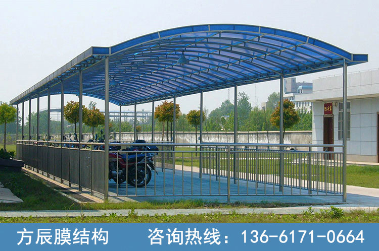 其它材質(zhì)停車(chē)棚13