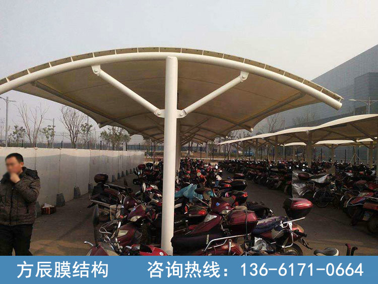 電動車停車棚017