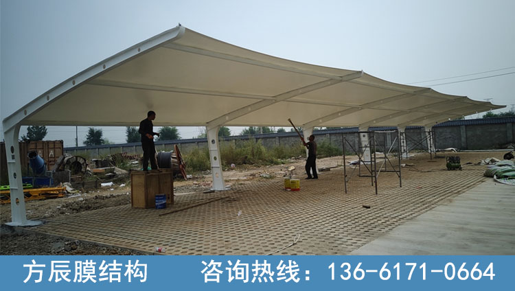 陜西省華陰市羅敷鎮(zhèn)正元秦電環(huán)保辦公樓后膜結(jié)構(gòu)停車棚
