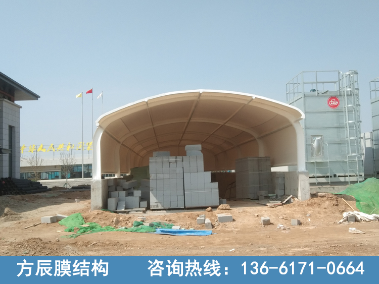 陜西省西咸新區(qū)秦漢新城天馬城文化旅游發(fā)展有限公司運(yùn)動(dòng)員中心EPC工程下車道入口膜結(jié)構(gòu)雨棚